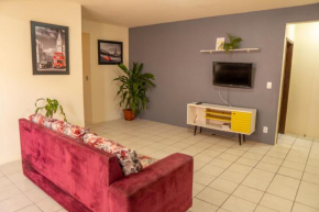 Apartamento a 50m da praia da Enseada.
